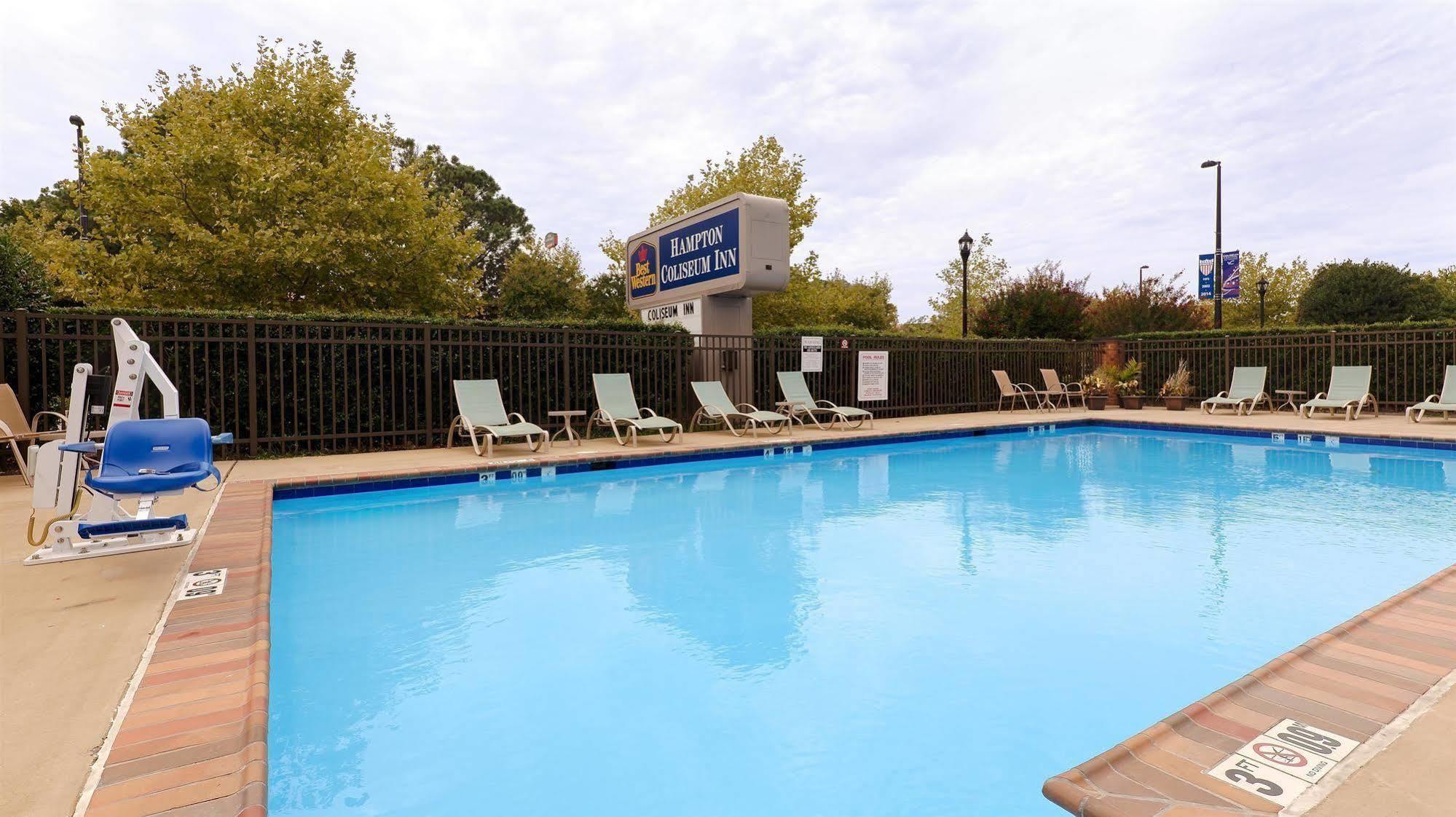 Best Western Hampton Coliseum Inn Екстер'єр фото