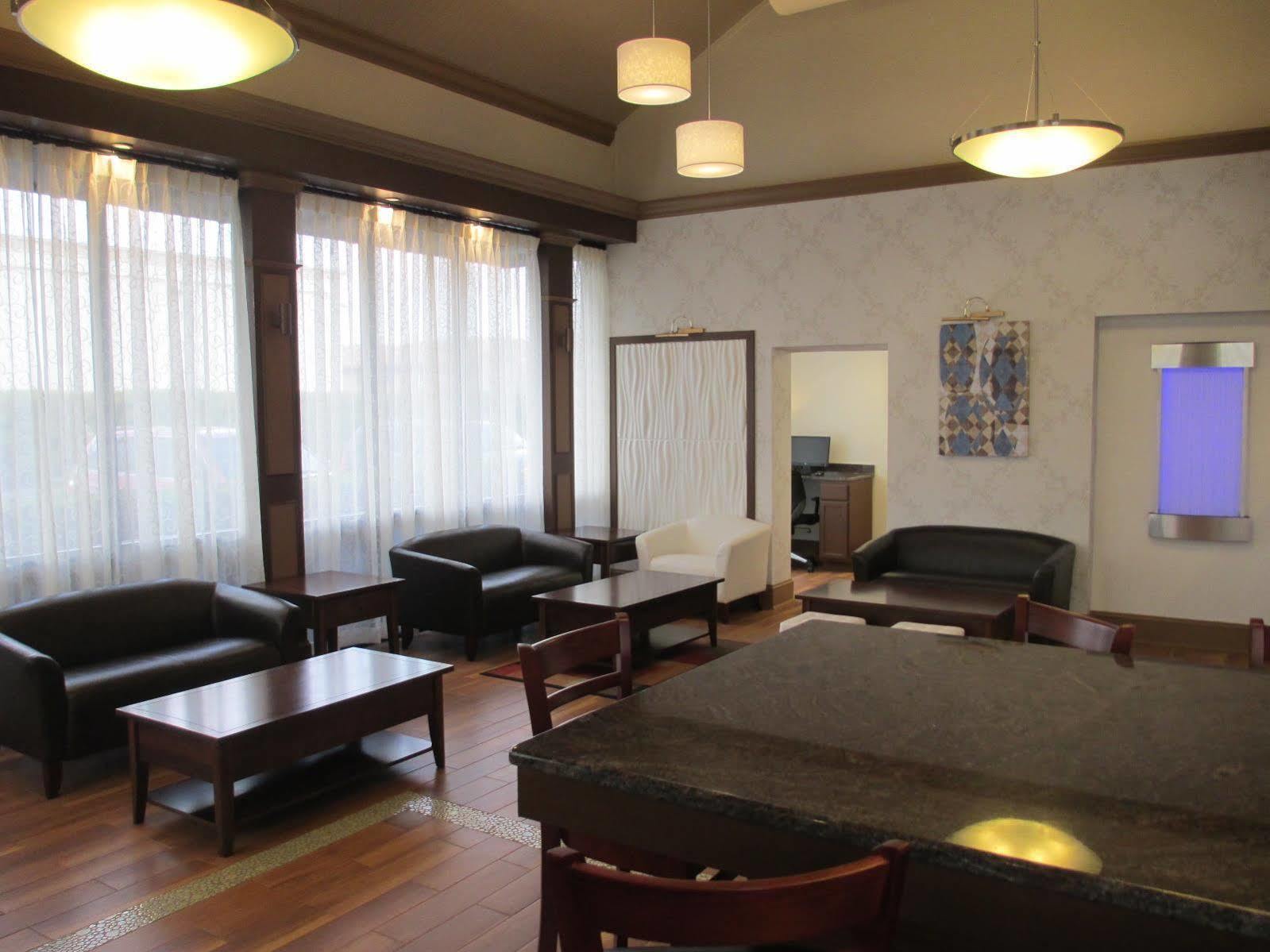 Best Western Hampton Coliseum Inn Екстер'єр фото